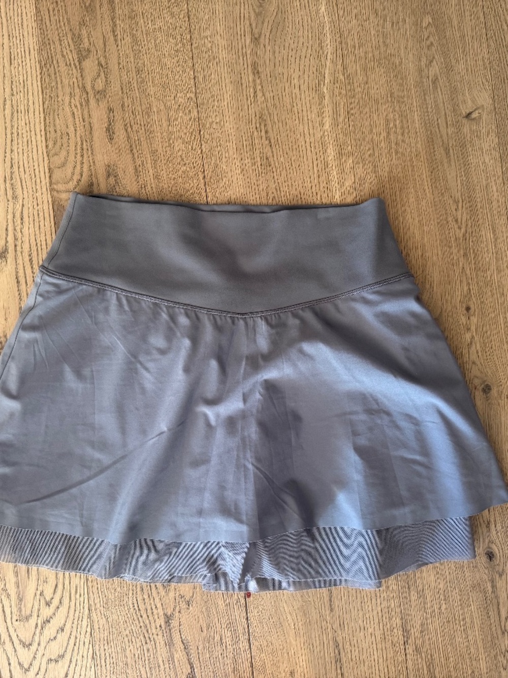 Vuori tennis golf skirt with shorts size s